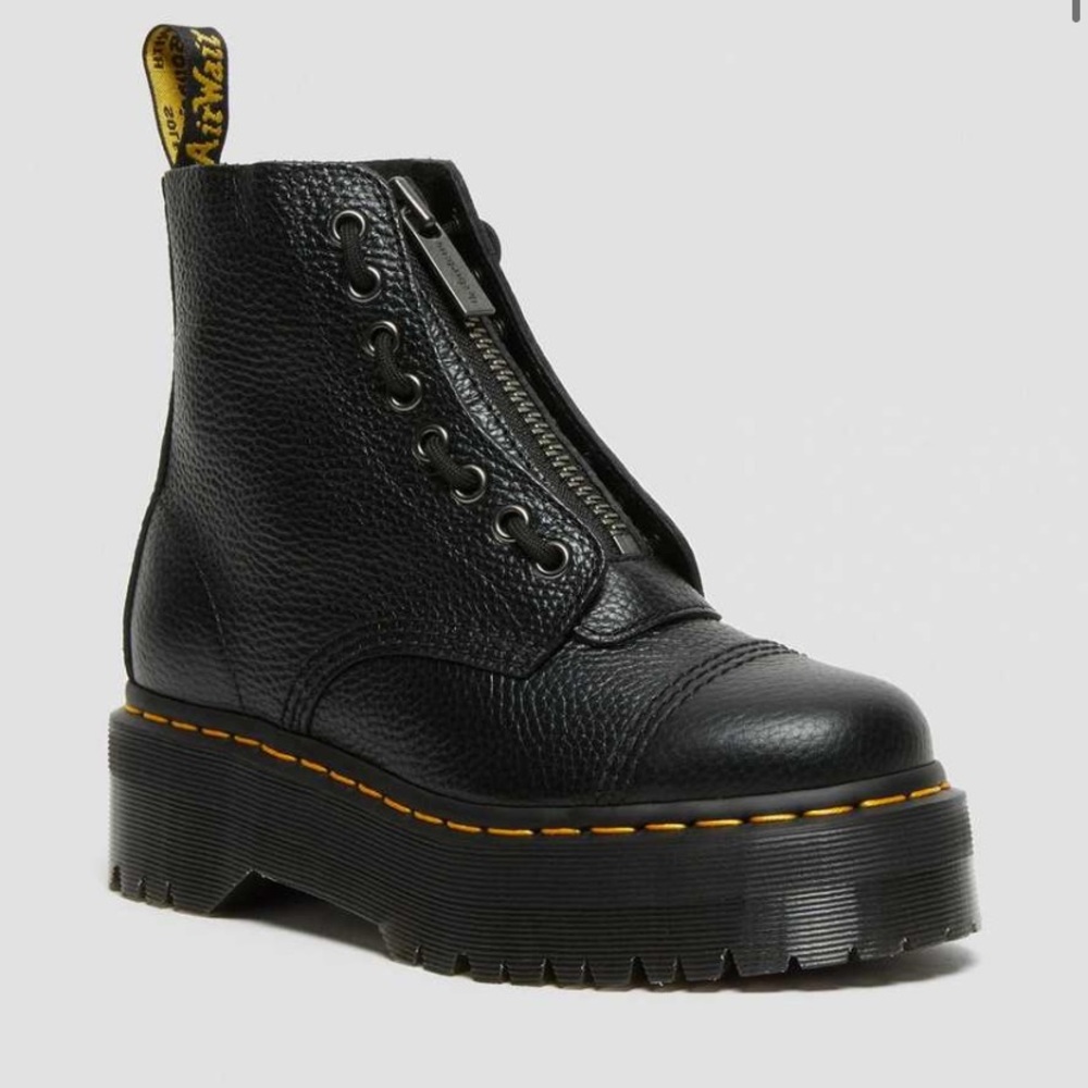 DR. MARTENS SINCLAIR